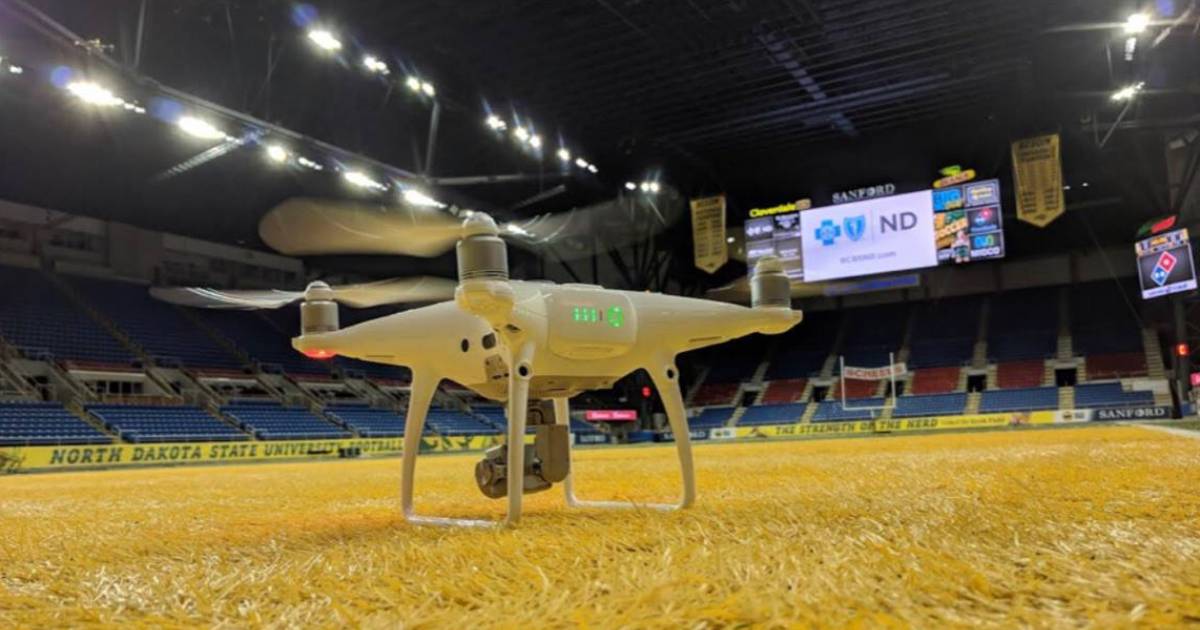 botlink drone with parachute