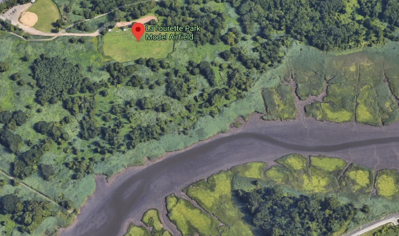 Fly Drone LaTourette Park Airfield