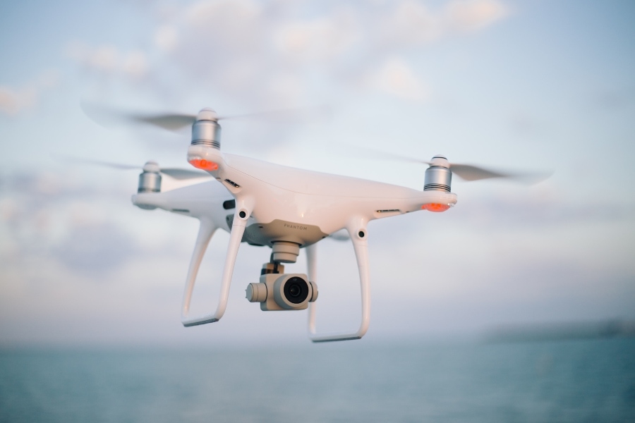 2023-drone-technology-college-scholarship