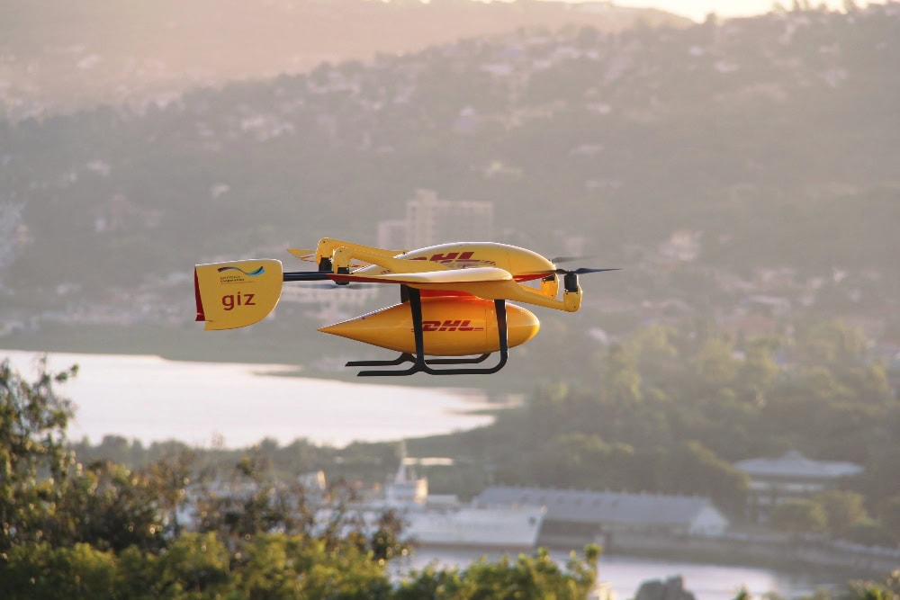 large-drones-dhl-parcelcopter